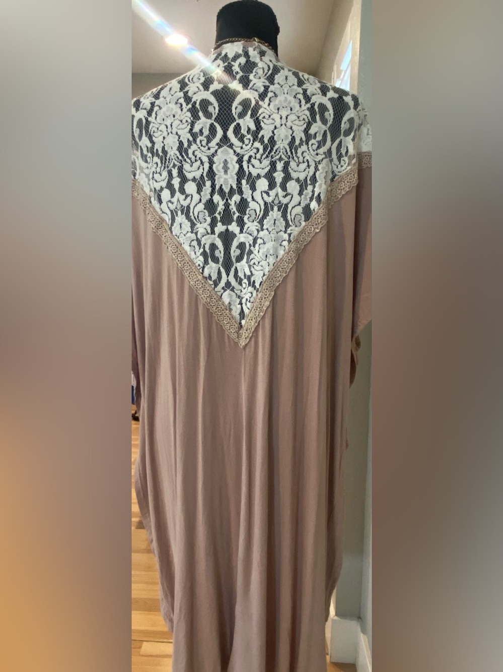 POL Dusty Mauve/ Taupe Draped Sleeveless Kimono w/ Antique White Lace Yoke SM. - Picture 5 of 7